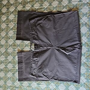 Old Navy Women's Gray Low Waist Stretch Pants Size 20